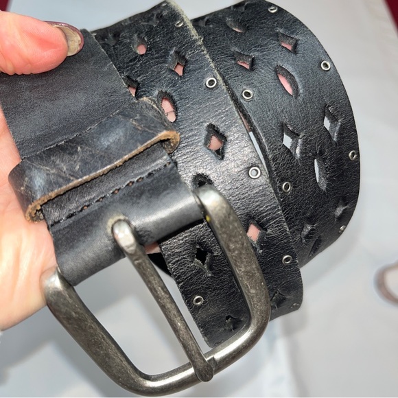 BASS Black LEATHER Cut Outs 1.5” Belt Silver SQUARE Buckle 39” Long medium boho - Picture 8 of 15